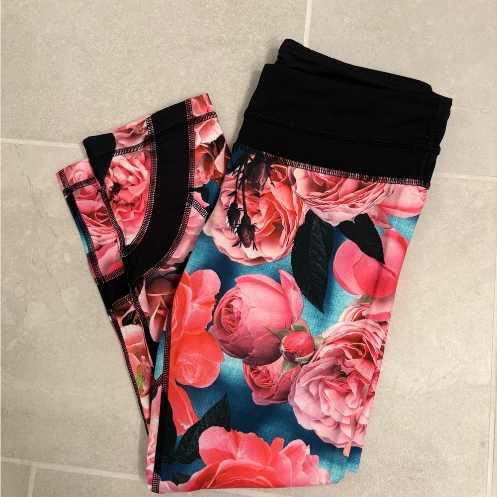 Lululemon Secret Garden Run Inspire Crop Leggings Size 4 - Picture 11 of 13